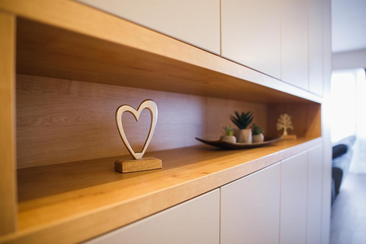 Charming Family Haven Apartment Oradea Luaran gambar